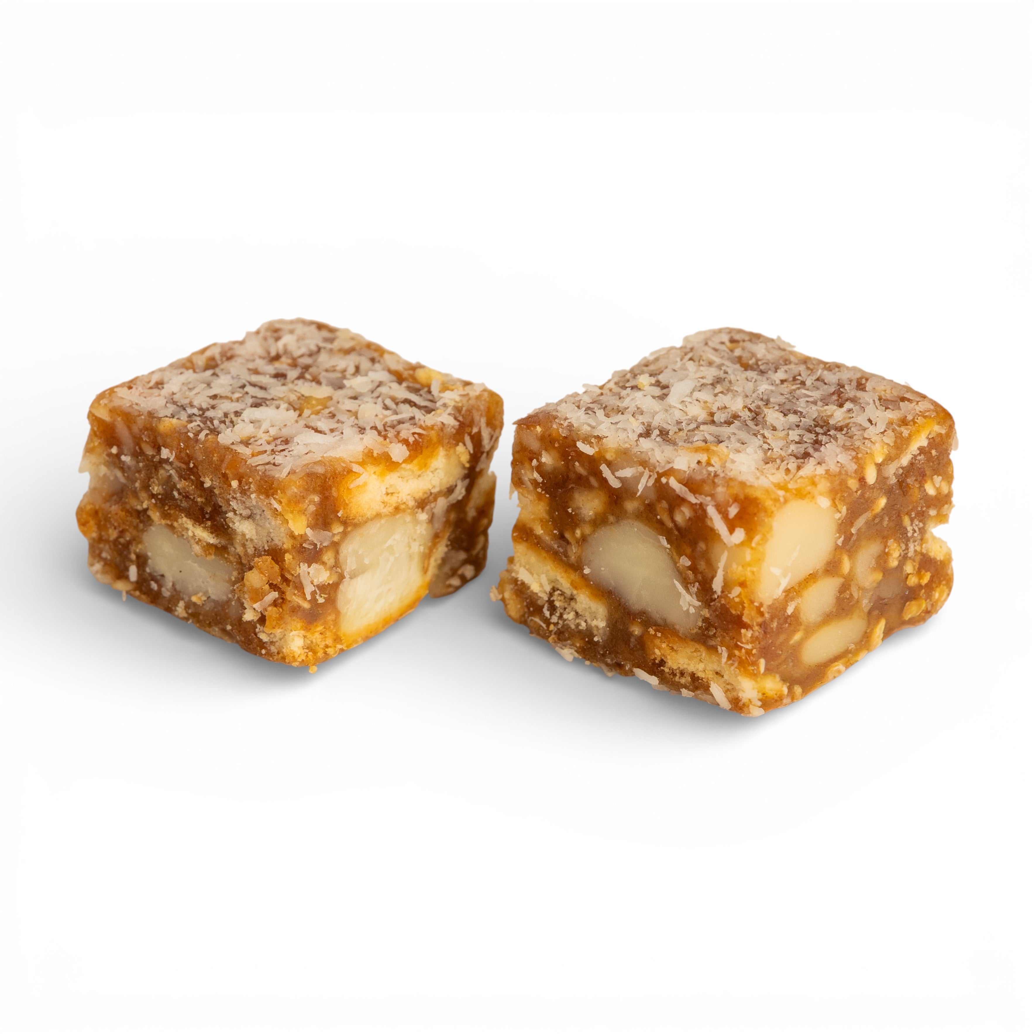 AL ZAIN MACADAMIA DATE SNACK BOX-3